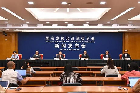 亚洲熟妇丰满大屁股熟妇